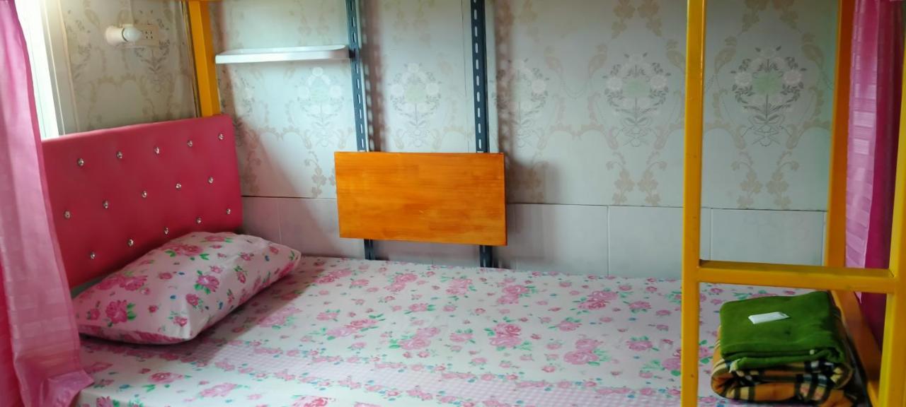 Ruengsrisiri Guesthouse Sukhothai Eksteriør bilde