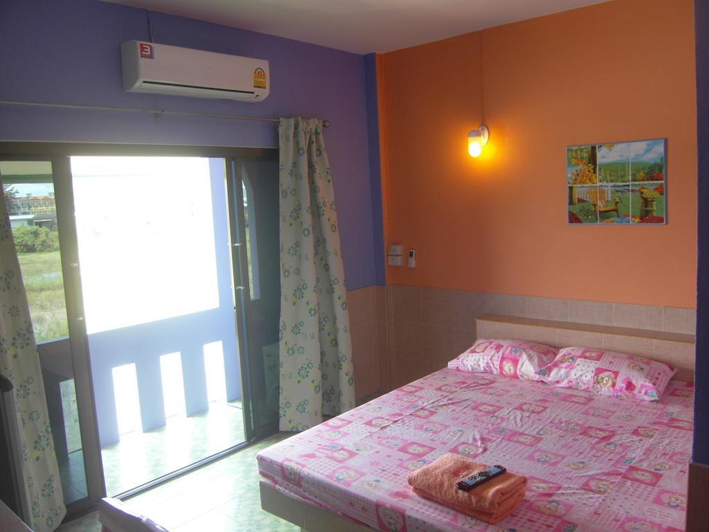 Ruengsrisiri Guesthouse Sukhothai Eksteriør bilde