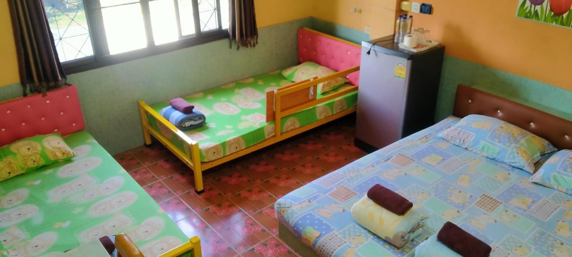 Ruengsrisiri Guesthouse Sukhothai Eksteriør bilde