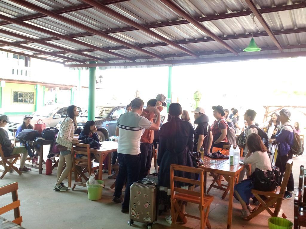 Ruengsrisiri Guesthouse Sukhothai Eksteriør bilde