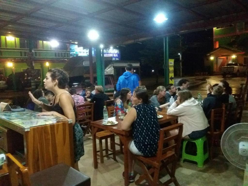 Ruengsrisiri Guesthouse Sukhothai Eksteriør bilde