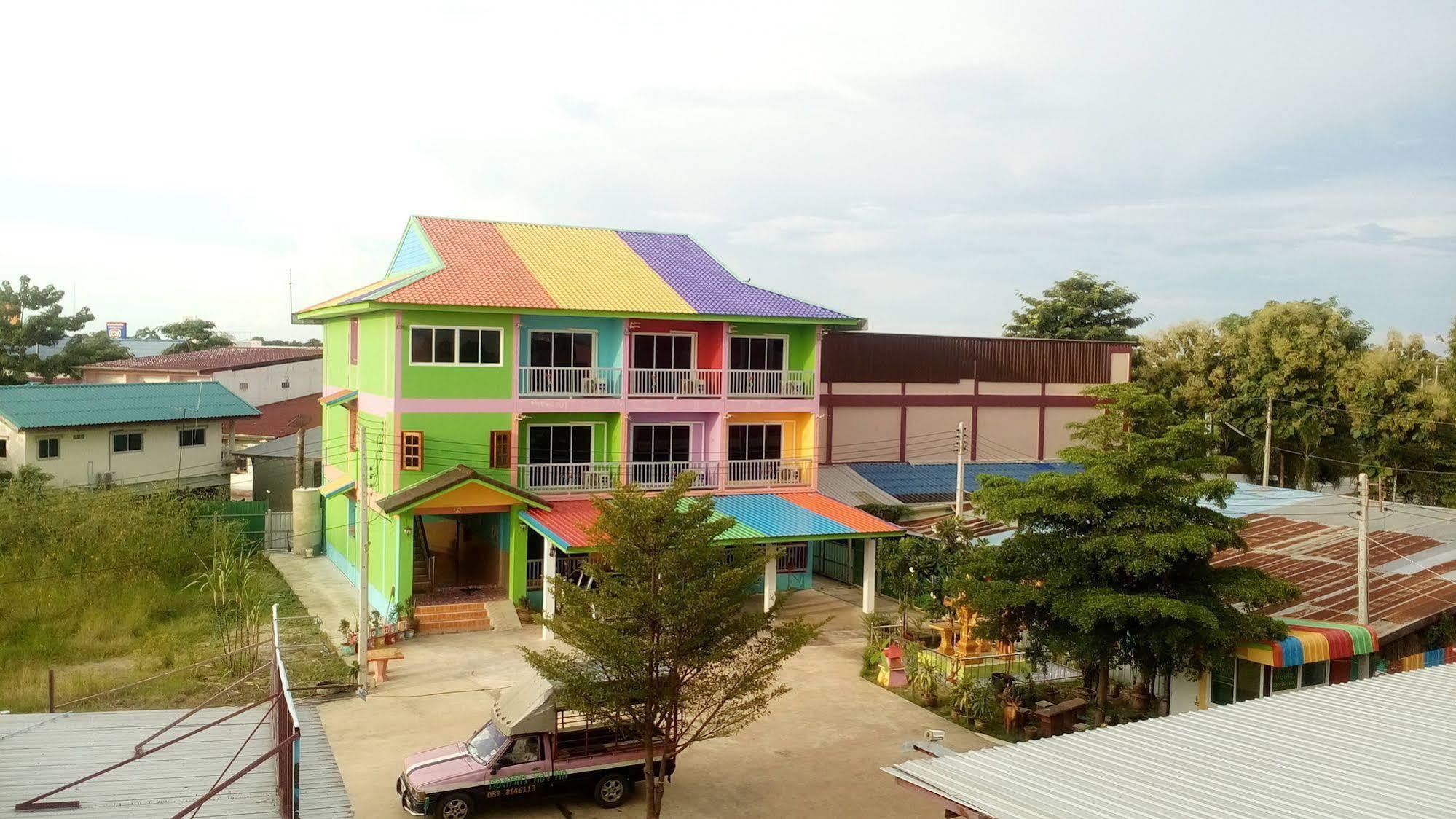 Ruengsrisiri Guesthouse Sukhothai Eksteriør bilde